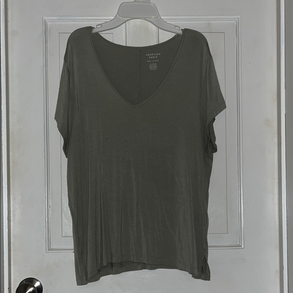 American Eagle Outfitters Green Relaxed Short Sleeve Tee